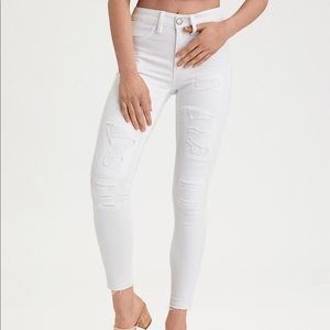 American eagle white ripped jeans